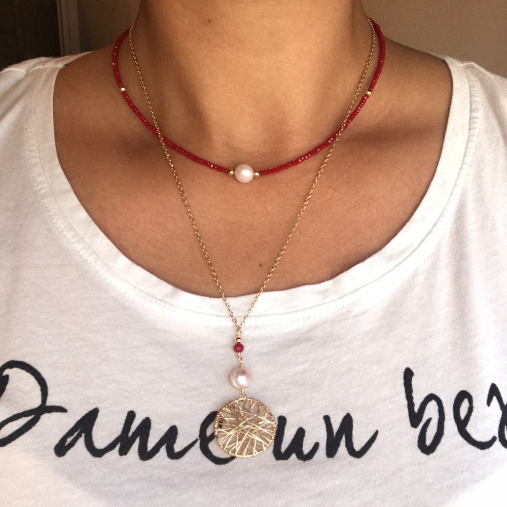 chain of red crystals - Picture 1 of 1